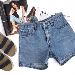 VINTAGE . Levi's Denim Shorts